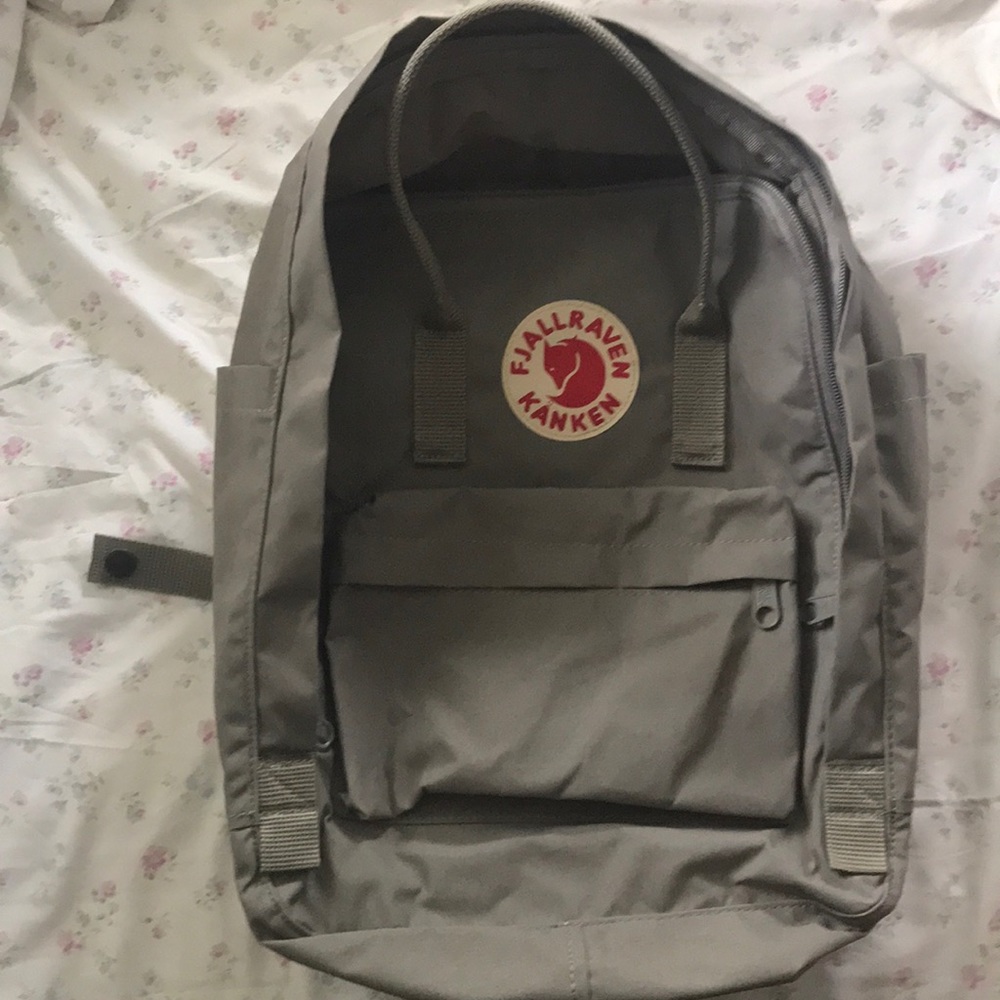 Fjällräven Kånken Backpack | Fog × 1